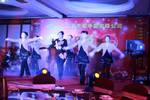 Jaysun Glove holds Spring Festival Party